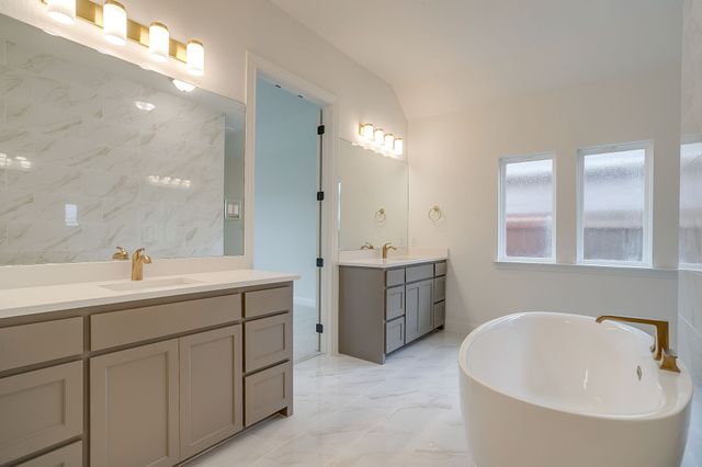 7286 Velvetleaf, Benbrook, TX 76126