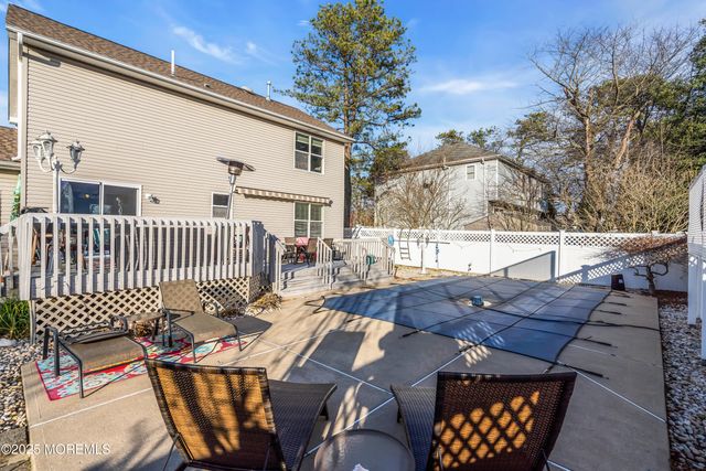 800 12th Avenue, Toms River, NJ 08757