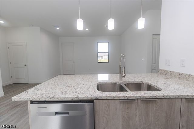 1217 Cellini ST E, Lehigh Acres, FL 33974