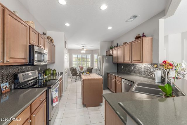 18941 N CELOSIA Lane, Surprise, AZ 85387