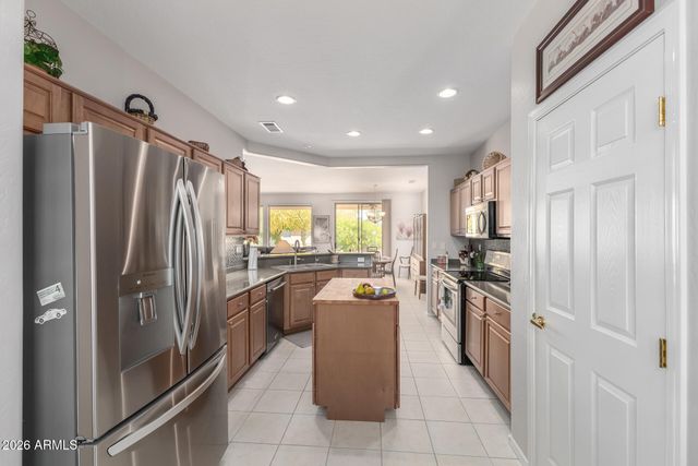 18941 N CELOSIA Lane, Surprise, AZ 85387