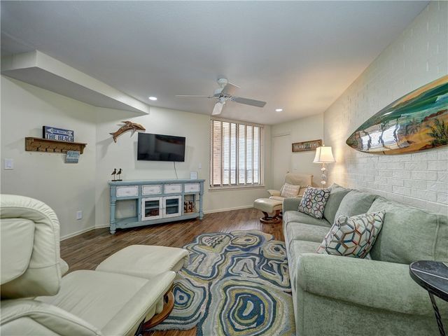 720 Access Road 1-A 713, Port Aransas, TX 78373