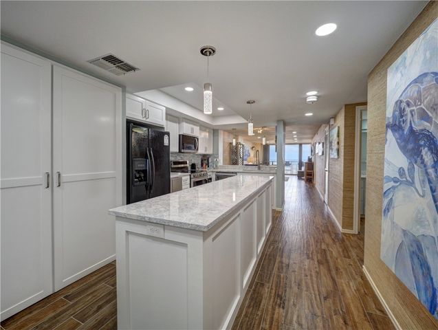 720 Access Road 1-A 713, Port Aransas, TX 78373