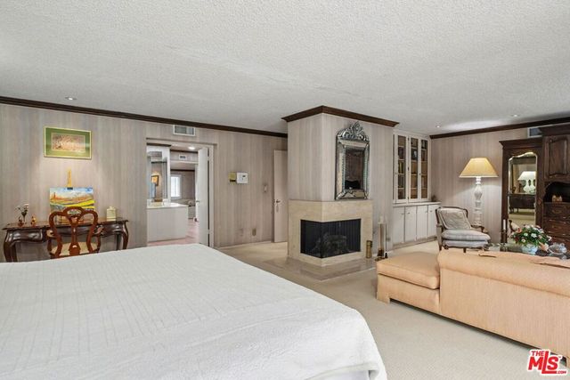 3170 Hutton Drive, Beverly Hills, CA 90210