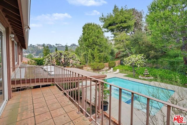 3170 Hutton Drive, Beverly Hills, CA 90210