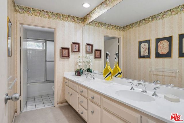 3170 Hutton Drive, Beverly Hills, CA 90210