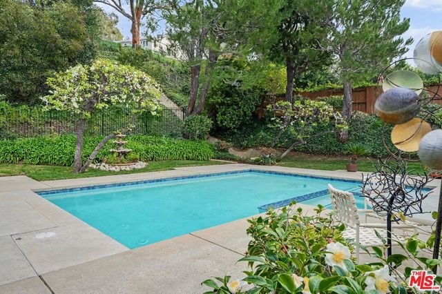 3170 Hutton Drive, Beverly Hills, CA 90210