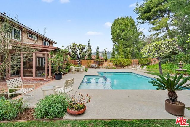 3170 Hutton Drive, Beverly Hills, CA 90210