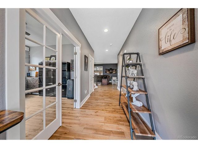 25160 E Ellsworth Dr, Aurora, CO 80018