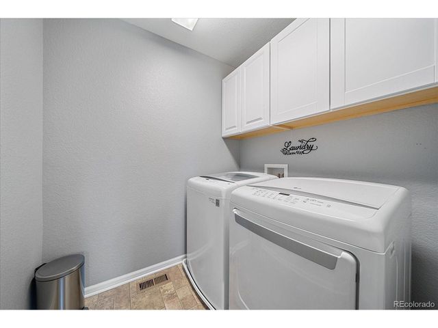 25160 E Ellsworth Dr, Aurora, CO 80018