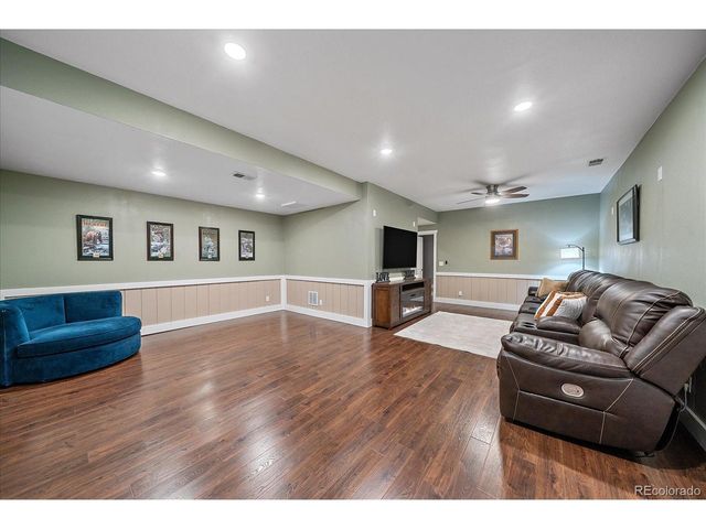 25160 E Ellsworth Dr, Aurora, CO 80018