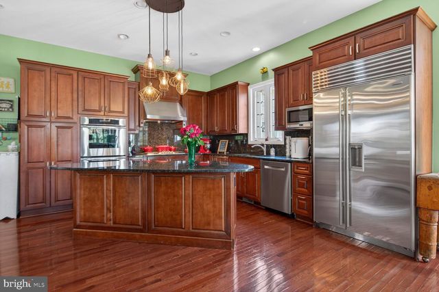 106 CALVARY CT SE, Leesburg, VA 20175
