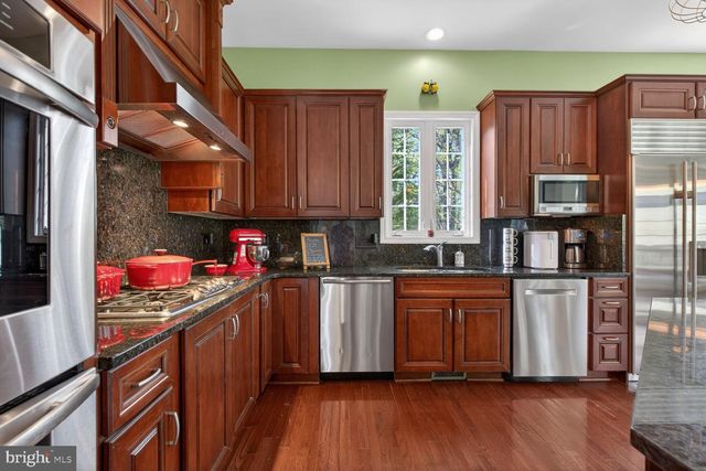 106 CALVARY CT SE, Leesburg, VA 20175