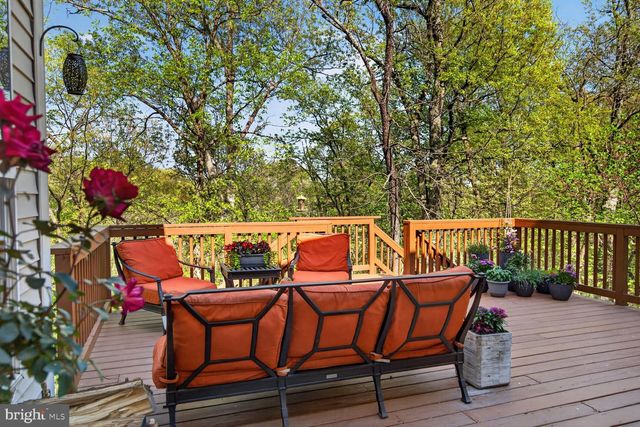 106 CALVARY CT SE, Leesburg, VA 20175