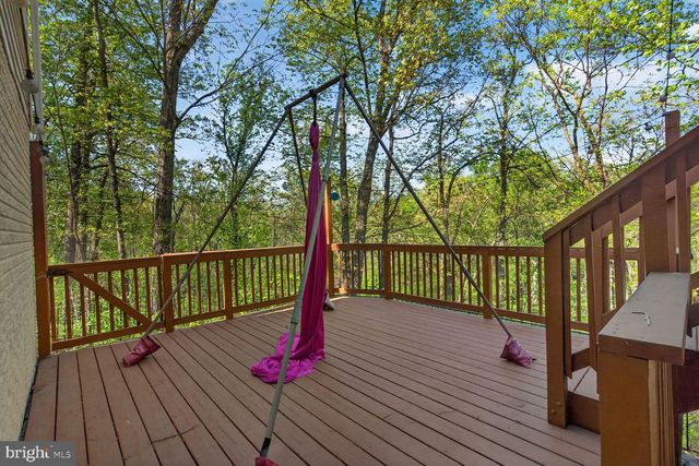 106 CALVARY CT SE, Leesburg, VA 20175