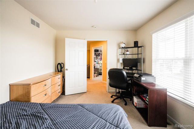 661 Lemay, Detroit, MI 48214