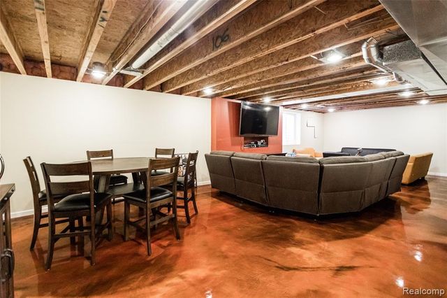 661 Lemay, Detroit, MI 48214