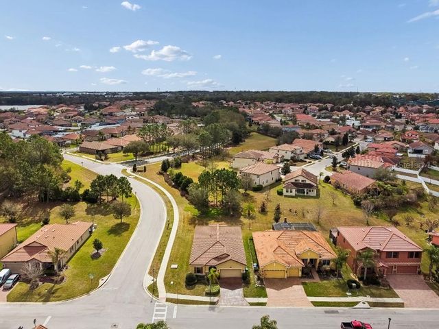 3987 SUNSET LAKE DRIVE, Lakeland, FL 33810