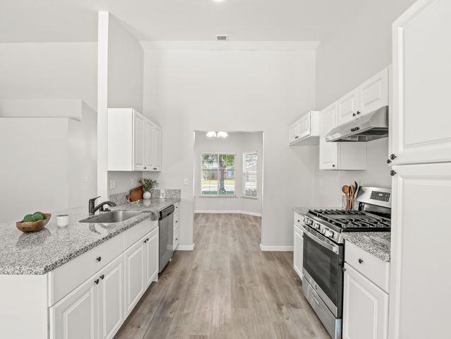 390 Tucker Avenue, Sanger, CA 93657