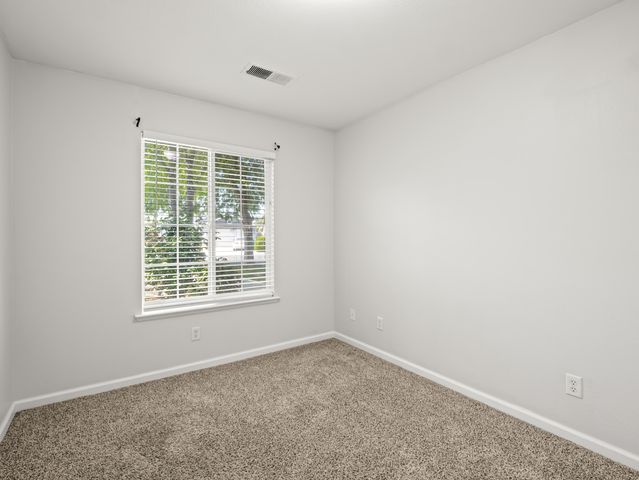 390 Tucker Avenue, Sanger, CA 93657