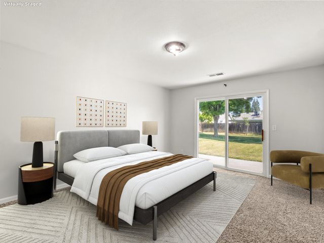 390 Tucker Avenue, Sanger, CA 93657