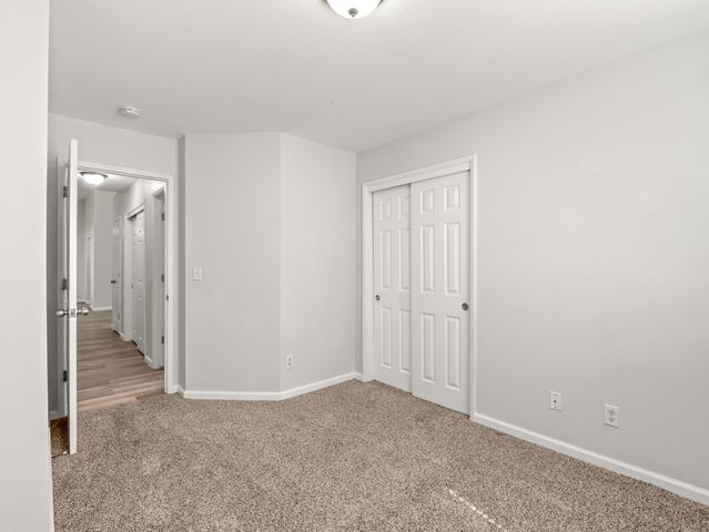 390 Tucker Avenue, Sanger, CA 93657