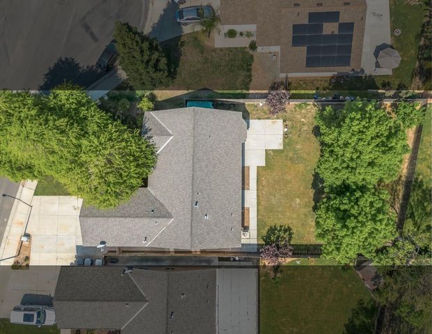 390 Tucker Avenue, Sanger, CA 93657