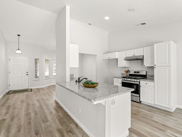 390 Tucker Avenue, Sanger, CA 93657