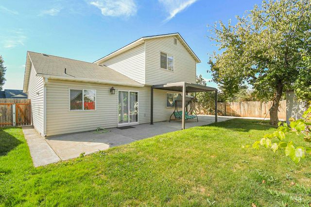 972 W Broadway Ave, Meridian, ID 83642
