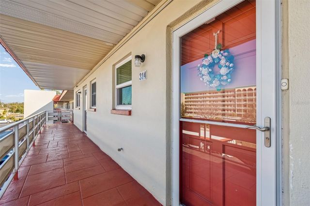 5840 30TH AVENUE S 314, Gulfport, FL 33707