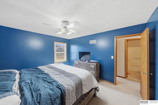 715 Bridger Road, Lincoln, NE 68521