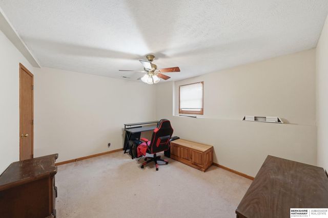 715 Bridger Road, Lincoln, NE 68521