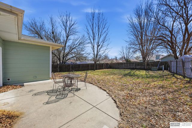 715 Bridger Road, Lincoln, NE 68521