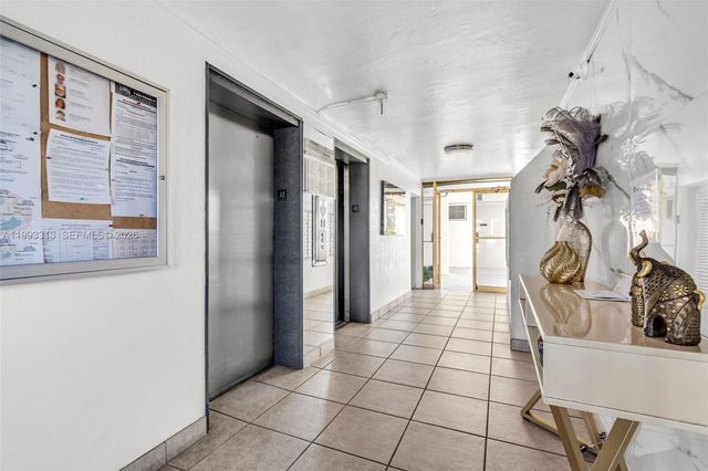 3010 Marcos Drive R308, Aventura, FL 33160