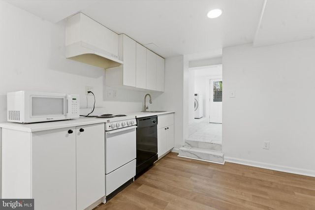 1511 CREST RD, Silver Spring, MD 20902