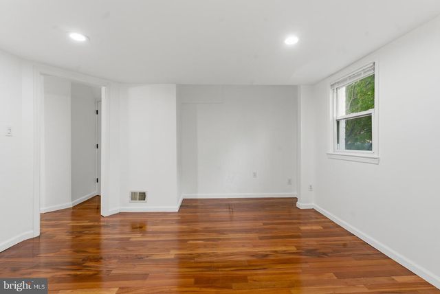 1511 CREST RD, Silver Spring, MD 20902