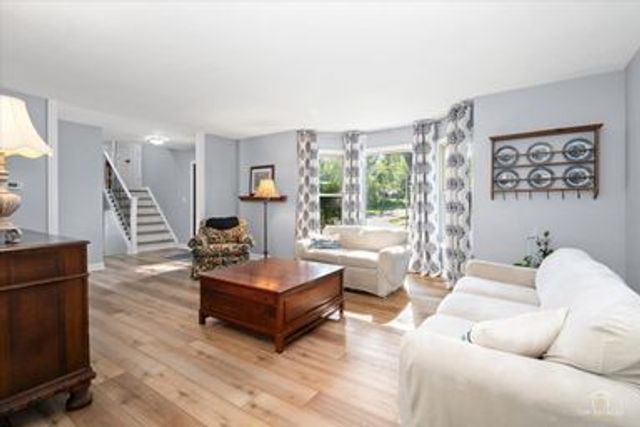 1434 Coral Reef Way, Lake Zurich, IL 60047