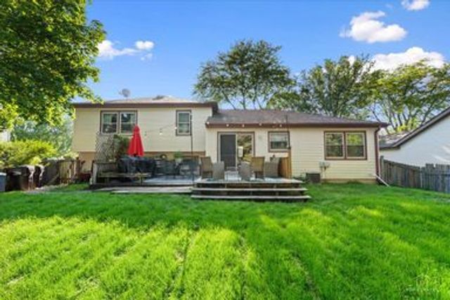 1434 Coral Reef Way, Lake Zurich, IL 60047