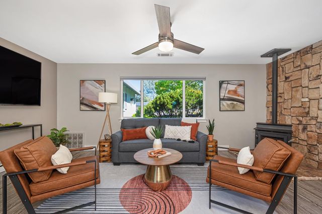 2720 La Canada Ct, Cameron Park, CA 95682