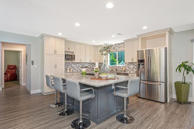 2720 La Canada Ct, Cameron Park, CA 95682