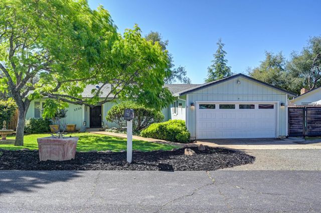 2720 La Canada Ct, Cameron Park, CA 95682