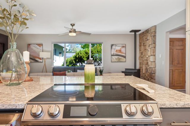 2720 La Canada Ct, Cameron Park, CA 95682