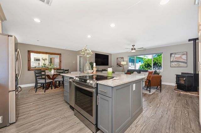2720 La Canada Ct, Cameron Park, CA 95682