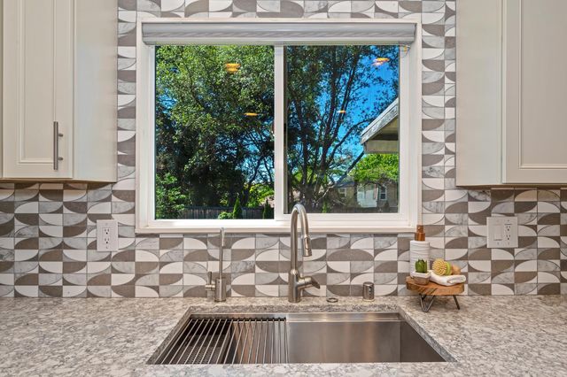 2720 La Canada Ct, Cameron Park, CA 95682