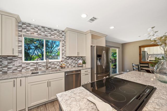 2720 La Canada Ct, Cameron Park, CA 95682