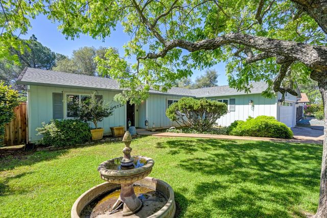 2720 La Canada Ct, Cameron Park, CA 95682