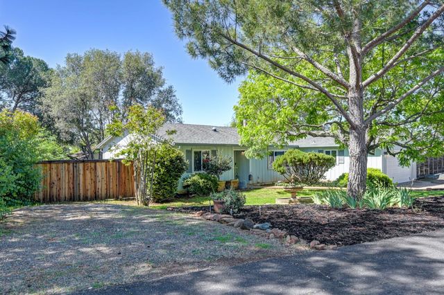 2720 La Canada Ct, Cameron Park, CA 95682