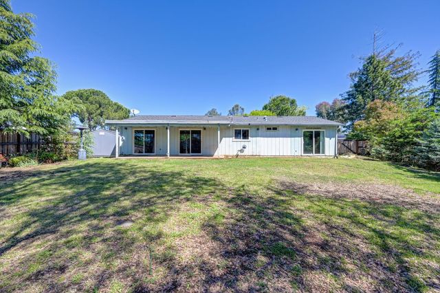 2720 La Canada Ct, Cameron Park, CA 95682