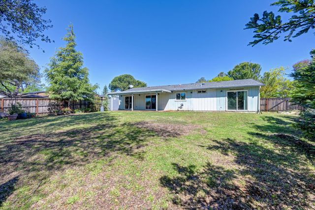 2720 La Canada Ct, Cameron Park, CA 95682