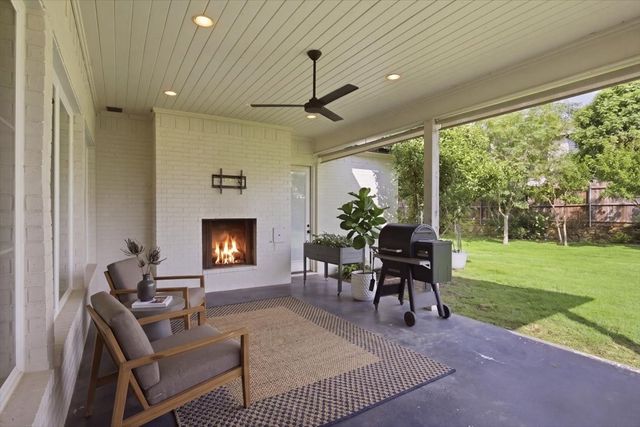 520 Point Vista Drive, Aledo, TX 76008
